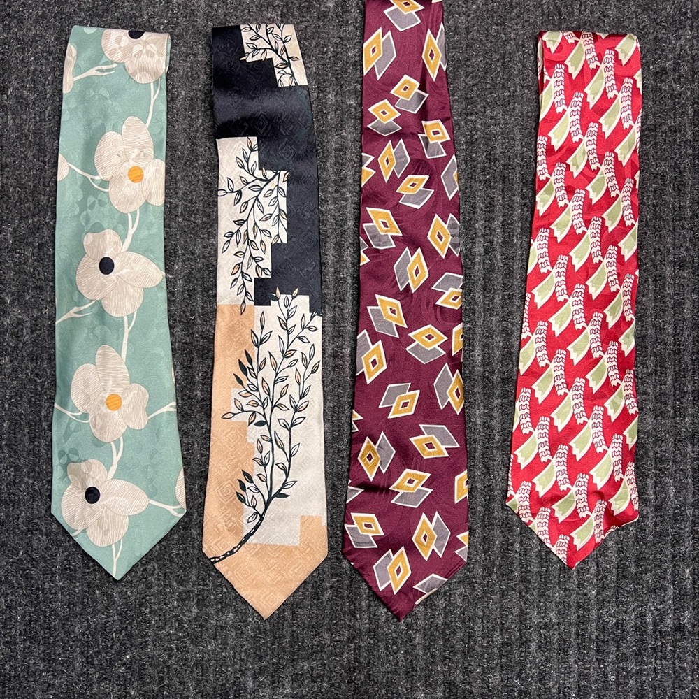 Format Silk Elegant Floral and Geometric Tie Collection 4 ties